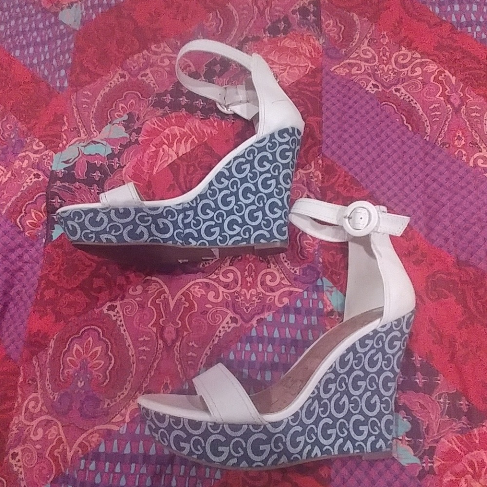 Guess Wedges - Picture 2 of 2